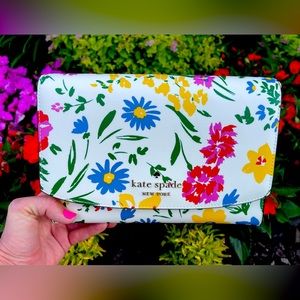 🌺🌸 Brand New Kate Spade Carson Garden Bouquet Convertible Crossbody🌺🌸